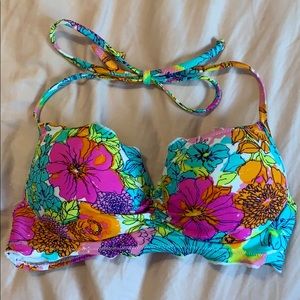 Bright ruffle push up swim top